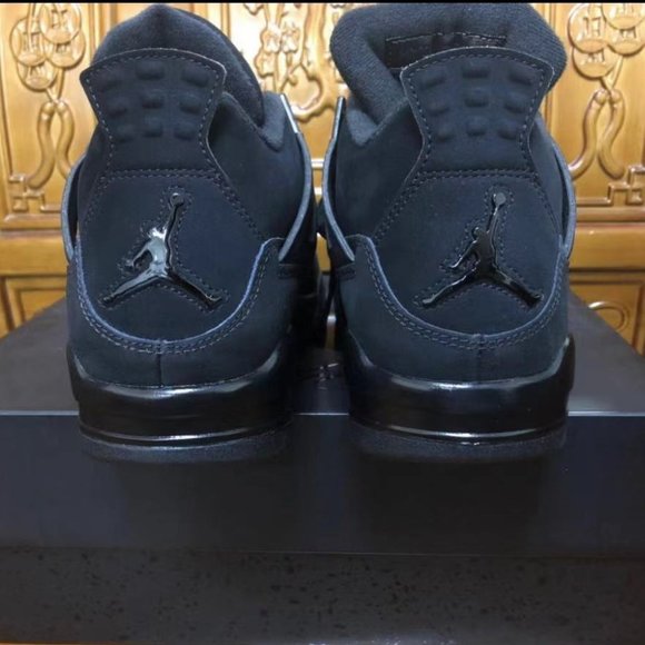 Air Jordan 4 Black Cat - Picture 4 of 6